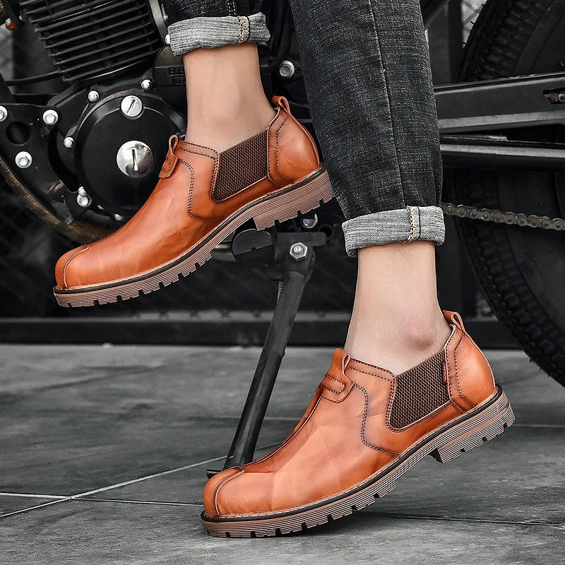 2020 New Autumn Chelsea Boots Men Fashion Casual Men Shoes British Male Ankle Boots Comfortable Waterproof Flat Shoes Male