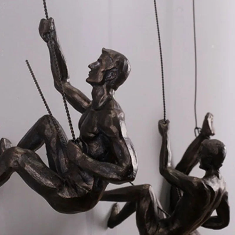Industrial Style Climbing Man Resin Iron Wire Wall Hanging Decoration Sculpture Figures Creative Retro Present Statue Decor
