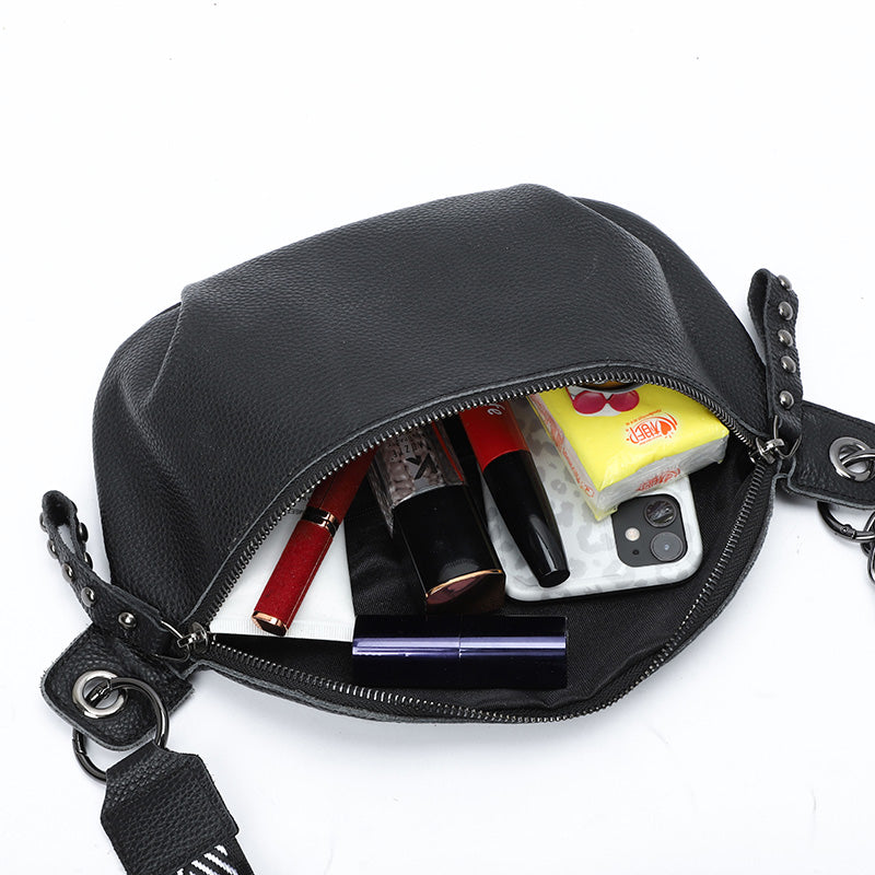 2021 Hot Genuine Leather Messenger Shoulder Packs Casual Women Chest Money Pouch  Half Moon Waist Bag Fashion Small Casual Bag