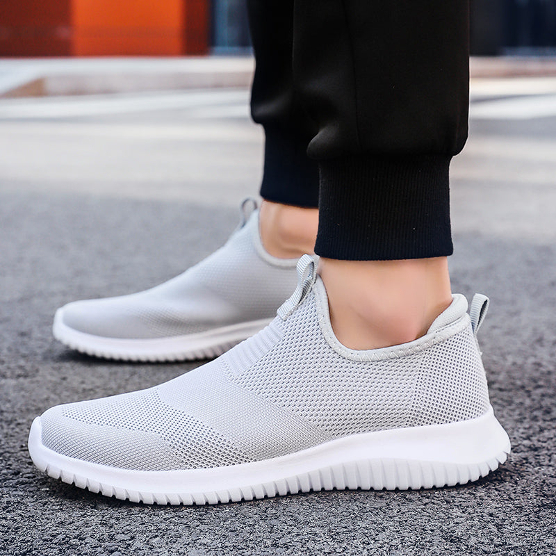 2022 Spring Men Shoes Slip On Casual Shoes Lightweight Comfortable Breathable Couple Walking Sneakers Feminino Zapatos Hombre 48