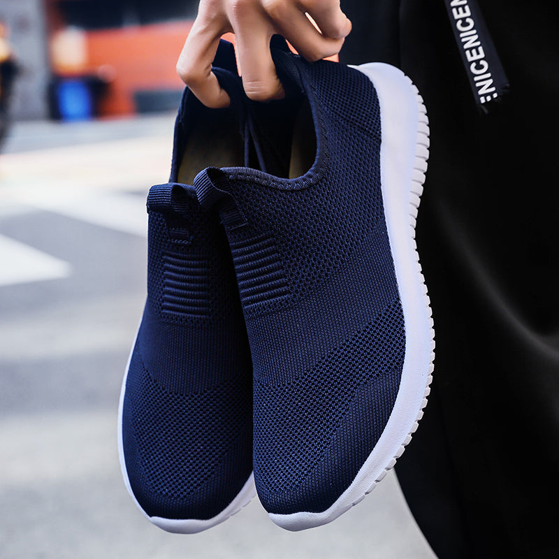2022 Spring Men Shoes Slip On Casual Shoes Lightweight Comfortable Breathable Couple Walking Sneakers Feminino Zapatos Hombre 48