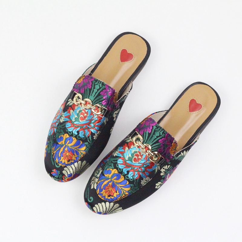 2023 Genuine Leather Brand Summer Shoes Slip On Large Size Embroidery Flat With Slingback Outside Slippers Metal Chains Mules