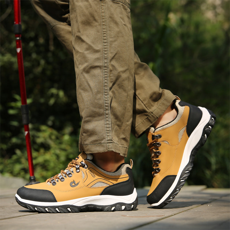 2023 Spring Autumn Breathable Light Men'S Shoes Wearable Hiking Sneakers Non-Slip Quality Leather Casual Shoes Big Size 39-47