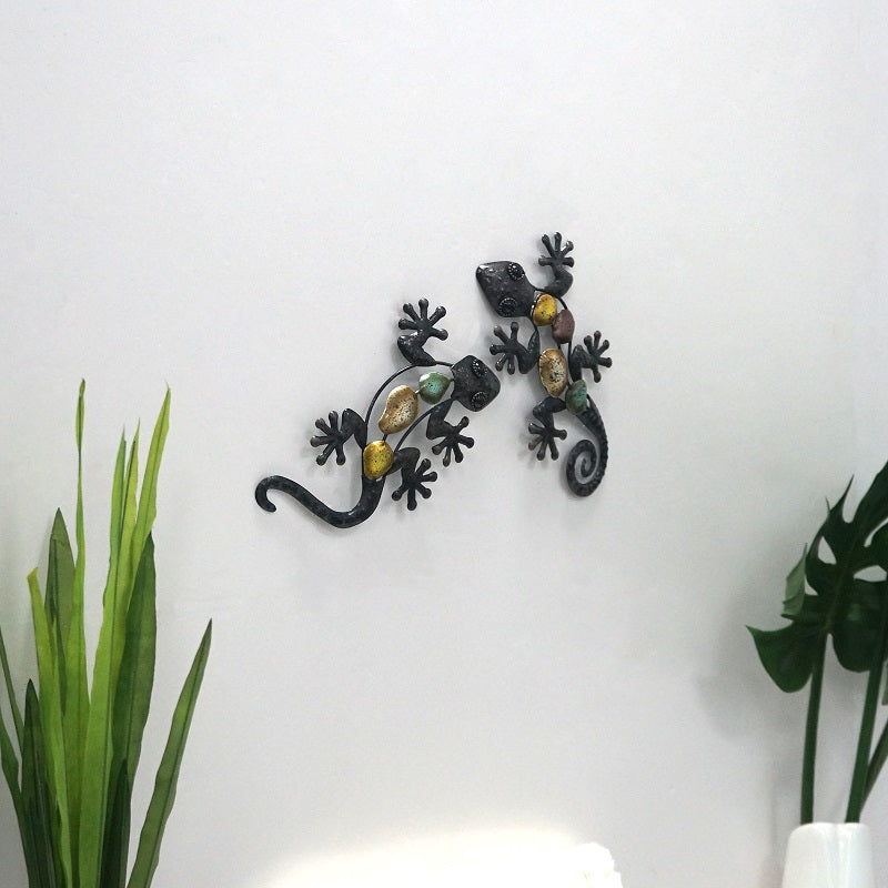 2Pcs Small Metal Gecko Wall Artwork For Home And Garden Decoration Outdoor Statues Accessories Sculptures Animal Brother