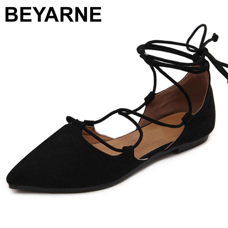 Beyarne New 2018 Fashion  Women Patent Leather Rivets Women Flats Shoes Sexy Pointed Toe Women Low Heels Shoes Woman