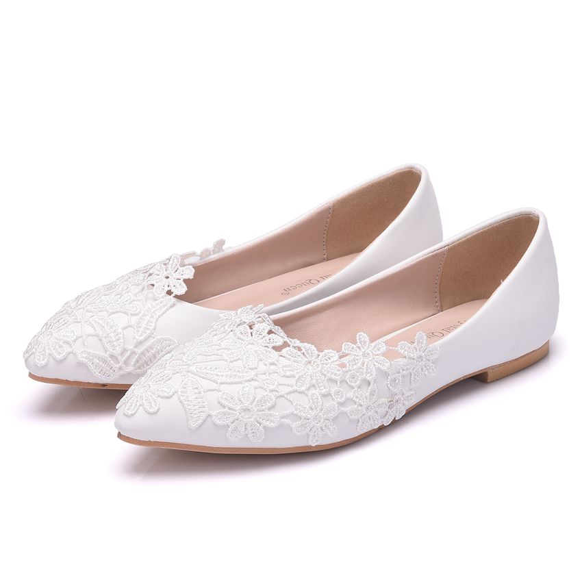 Crystal Queen Ballet Flats White Lace Wedding Shoes Women Slip On Pointed Toe Comfortable Grandmother Boat