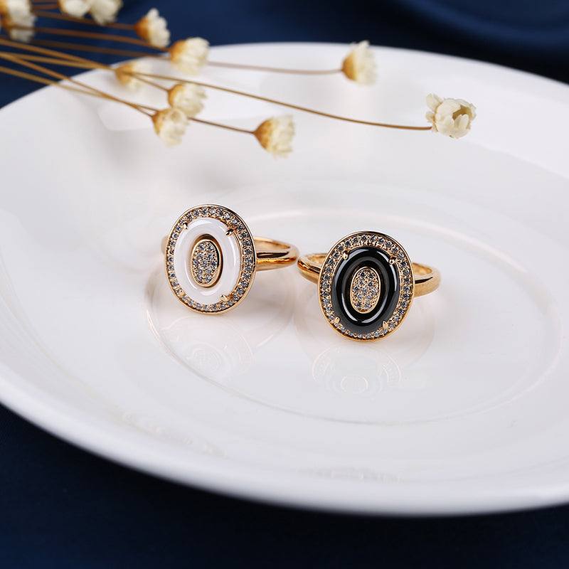 Fashion Black Ceramic Gold Wedding Rings For Women Jewelry Elegant Style 3Mm Rhinestone Egg Shape Ring Crystal Bagues Pour Femme