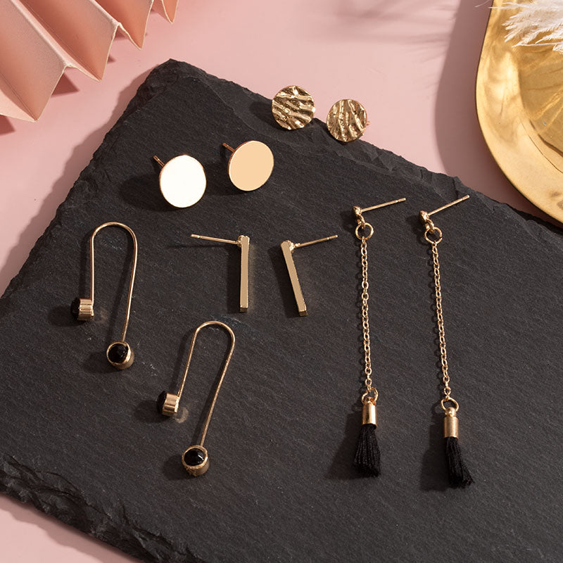 Fashion Women'S Earrings Pearl Stud Earrings For Women New Bohemian 2020 Geometric Small Crystal Heart Earrings Punk Jewelry