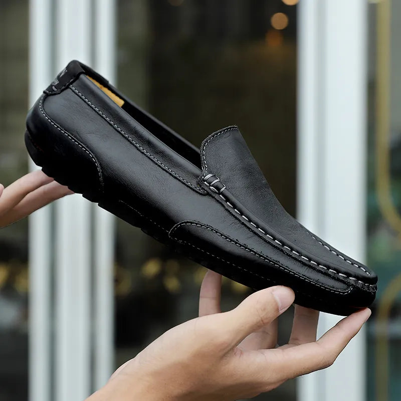 Genuine Leather Men Casual Shoes Brand 2020 Italian Men Loafers Moccasins Breathable Slip On Black Driving Shoes Plus Size 37-47