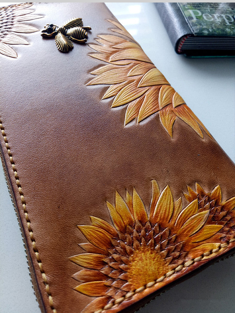 Handmade Customized Wallets Carving Honeybee Sunflower Purses Women Long Clutch Vegetable Tanned Leather Wallet Top Grade Gift