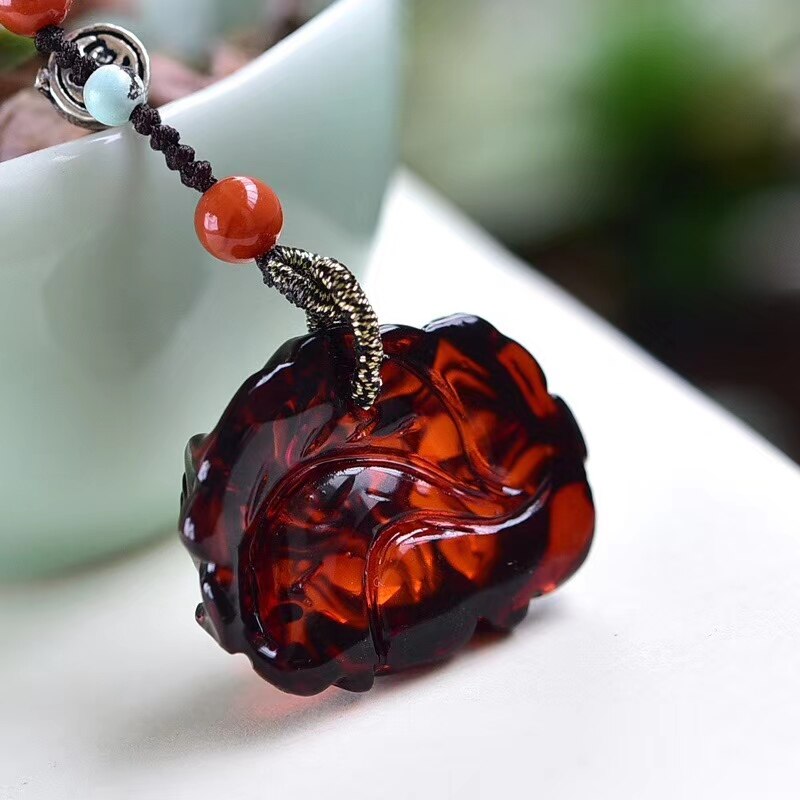 Natural Red Blood Amber Necklace Flower Carved Pendant 26.7X20.2X10.9Mm Fashion Gemstone Women Men Crystal Healing Aaaaa
