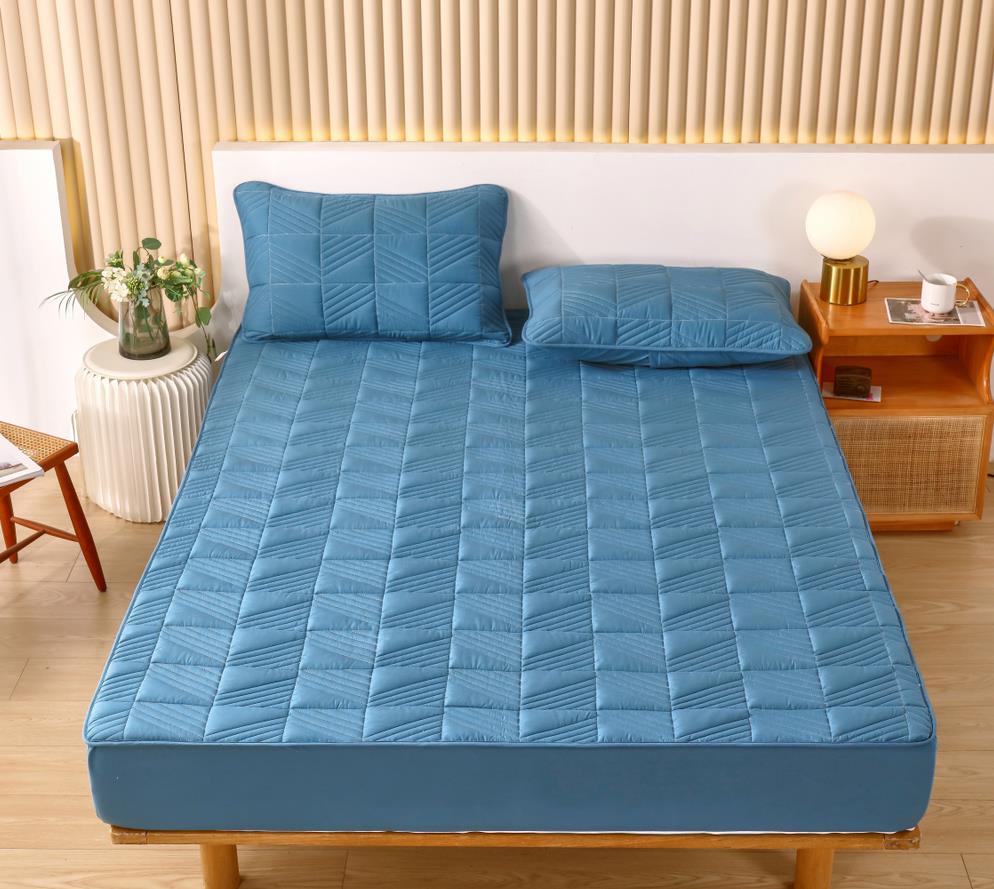 Thicken Quilted Mattress Cover King Queen Quilted Bed Fitted Bed Sheet Anti-Bacteria Mattress Topper Air-Permeable Bed Pad