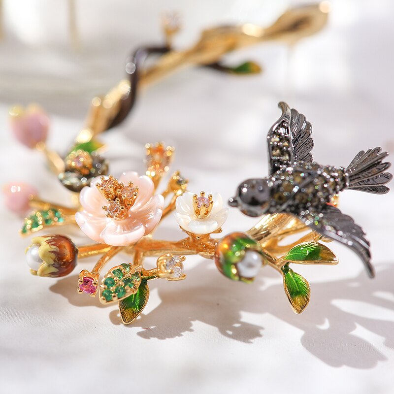 Vanssey Fashion Jewelry Flower Bird Natural Mother Of Pearl Shell Enamel Cubic Zirconia Hoop Earrings Accessories Women 2019 New