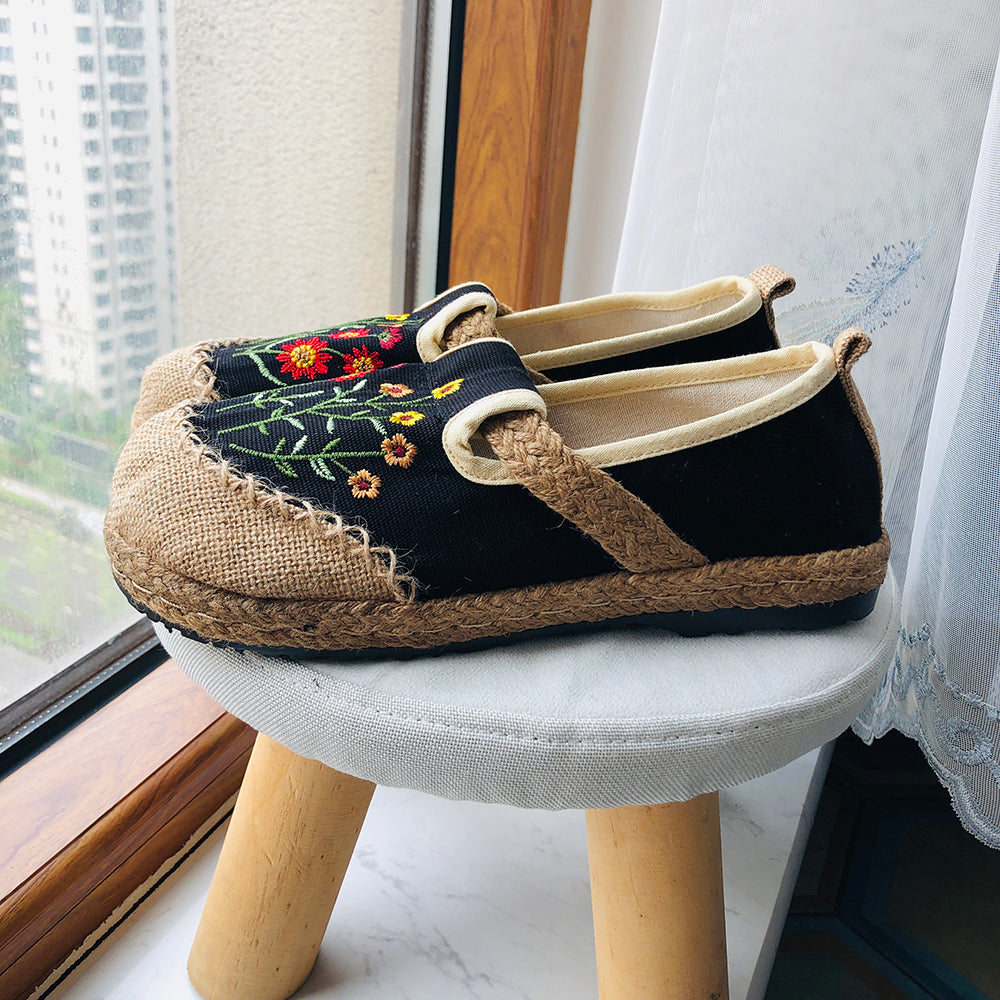 Veowalk Flowers Embroidered Women Handmade Linen Canvas Slip-On Loafers Comfortable Low Top Sneakers Vegan Ladies Bohemian Shoes