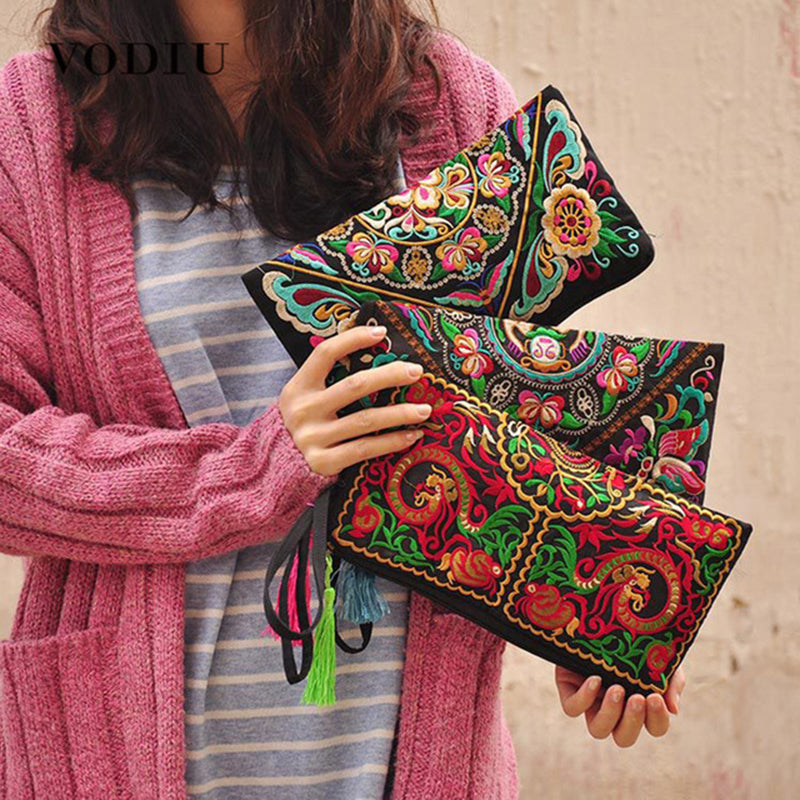 Women Ethnic National Retro Butterfly Flower Bags Handbag Coin Purse Embroidered Lady Clutch Tassel Small Flap Summer Bolsa Sale