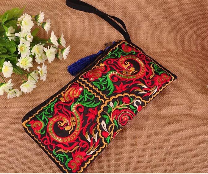 Women National Retro Butterfly Flower Bags  Embroidered Purse Phone Coin Wallet Tassel Casual Vintage Handbag  Small Flap Summer