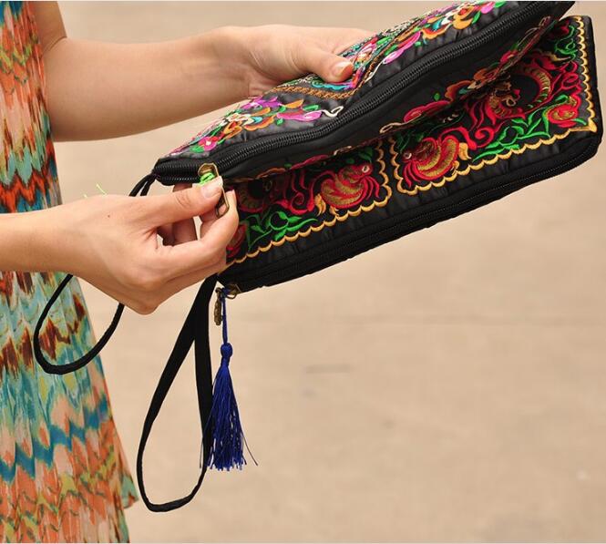 Women National Retro Butterfly Flower Bags  Embroidered Purse Phone Coin Wallet Tassel Casual Vintage Handbag  Small Flap Summer