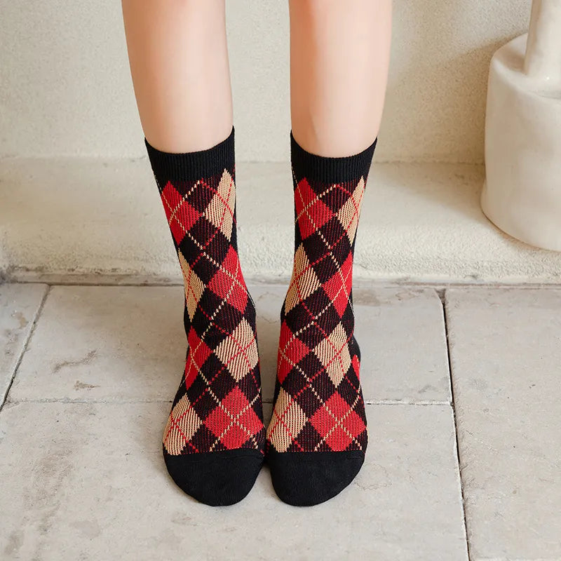 Women Socks 2022 Autumn New Socks Fashion Lattice Cotton Preppy Style Happy Casual Deodorant Socks Female Socks High Quality